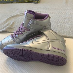 Brand new Nike SB Dinosaur Jr Size US 10.